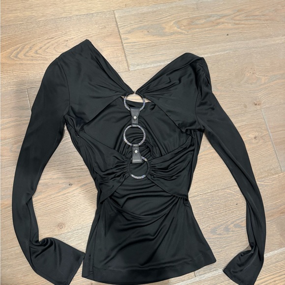 Roberto Cavalli silk long sleeve shirt with back cut outs 🖤🖤🖤 - Picture 3 of 4